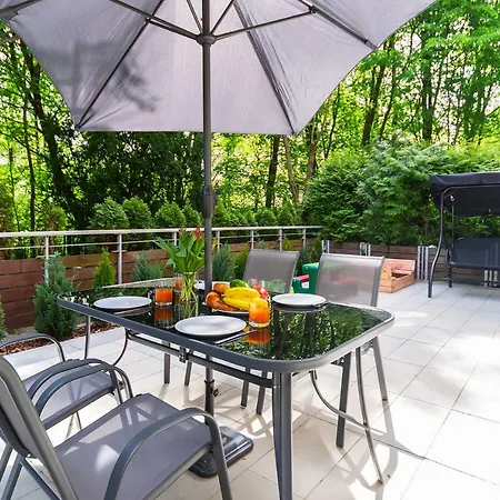 Beachfront Haga With Free Parking By Renters Apartment Sopot